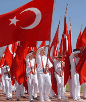 tören türk sancağı